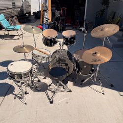 Complete CB Drums 5-Piece Drum Set w/ Zildjian, Paiste, Pearl Snare, Hardware & Throne