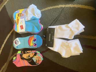 Girls socks new large size 10.5-4