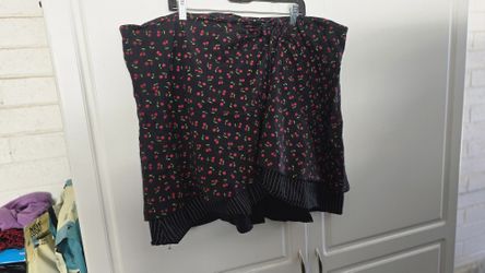 Cute TORRID Cherry Skirt Size 22/24