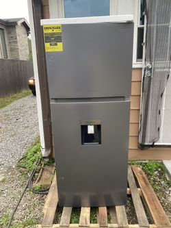 Top Freezer Refrigerator Brand New