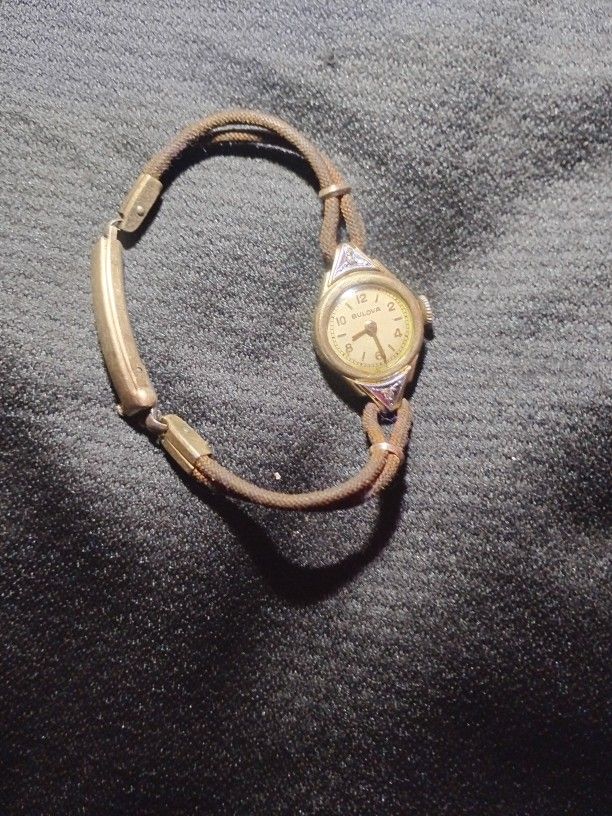 Bulova Women's Wrist Watch Gold And Diamonds