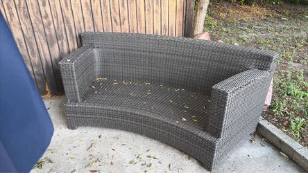 Patio love seat