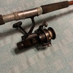 Fishing Pole Spinning Reel Shimano 7’1”