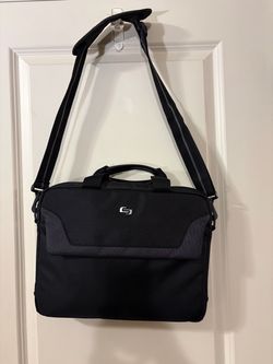 Solo Black Laptop Messenger Bag