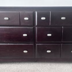 Modern Dresser 5.5 x 1.5 x 3