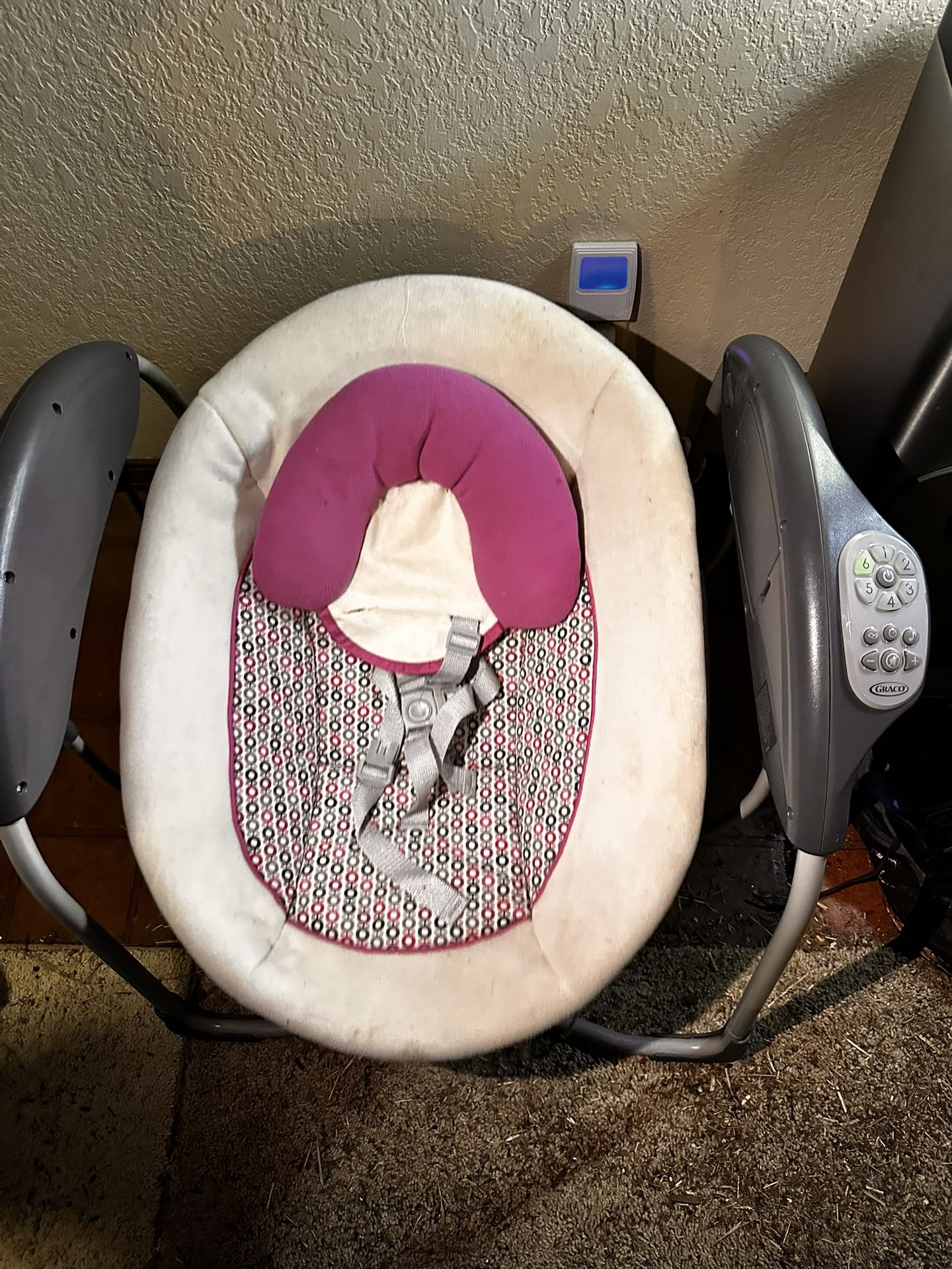 Infant swing with music