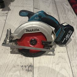 Makita Circular Saw with Battery 