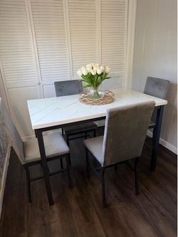Modern 5pc dinner table