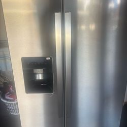 Refrigerator Whirlpool 