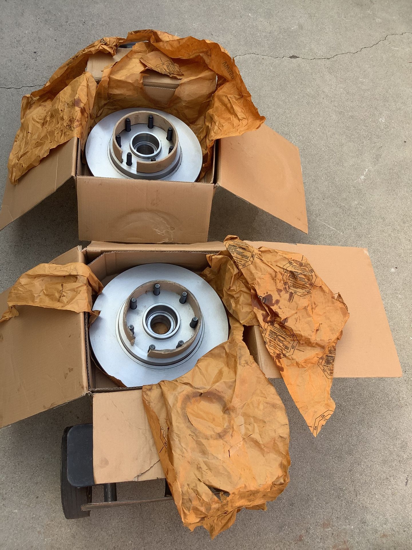 Ford F-150 Brake Rotors with Wheel Bearings 2004/2008 “Heavy Duty” new Items