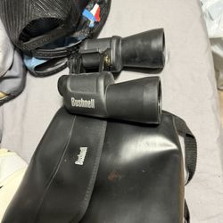 Bushnelle Binoculars 