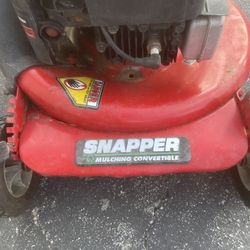 Snapper Lawnmower With Electric Start