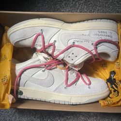 Nike off-white dunks Size 9 