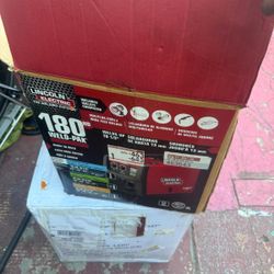 Lincoln Weld-Pak 180 Amp MIG Flux-Core Wire Feed Welder, 230V, Aluminum Welder with Spool Gun sold separate Los 
