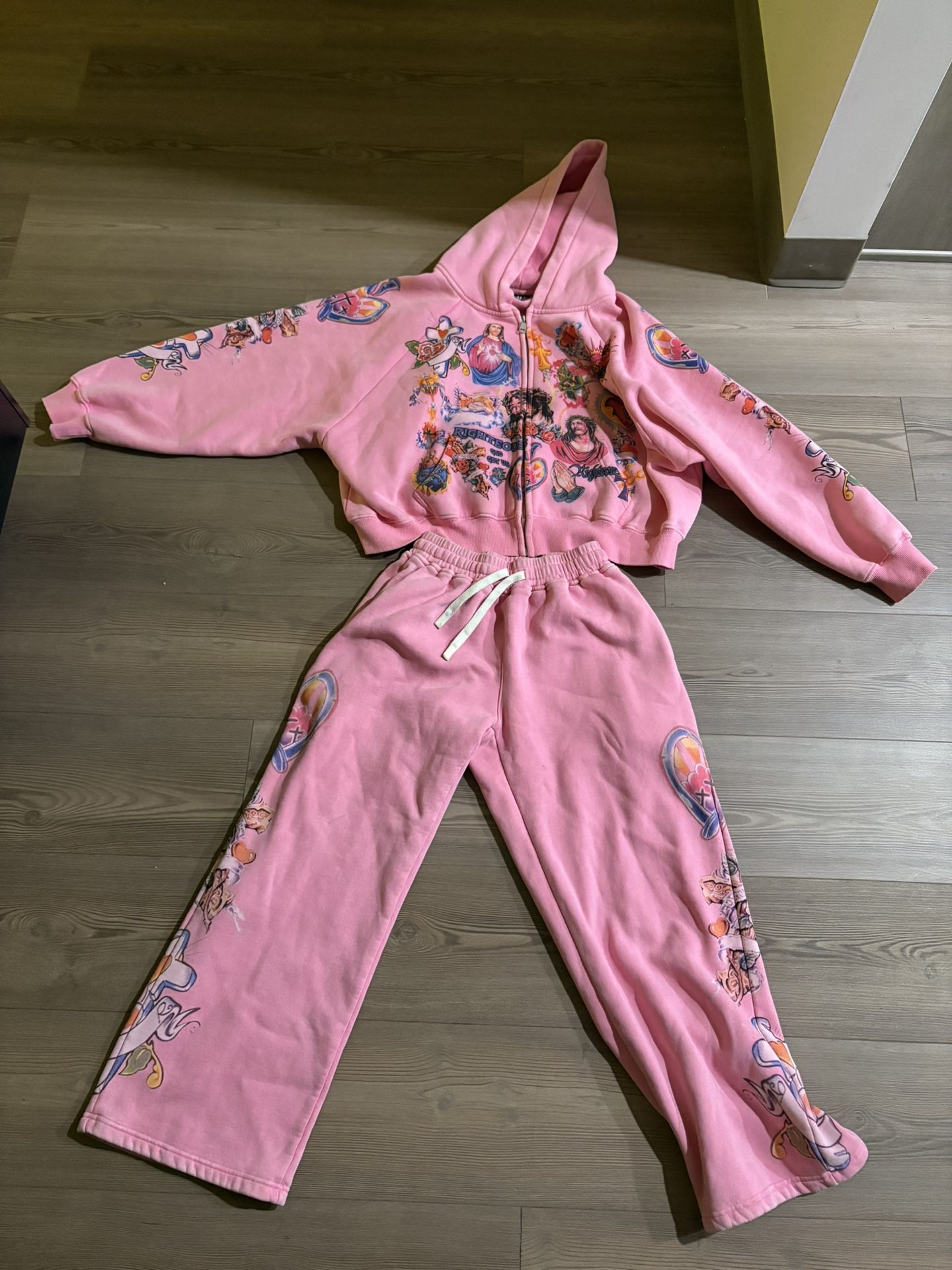 We Are Righteous Jogging Fit