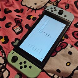 I have this Nintendo switch, it is almost new but it does not have the charger, it is formatted and comes with a game