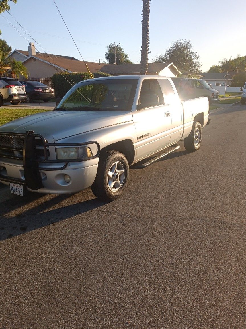 2001 Dodge 1500 Extra Cab