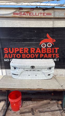 2020 Corolla TrunkLid Shell OEM 2026