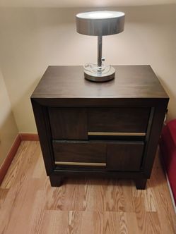 Bedroom set with 3 dressers