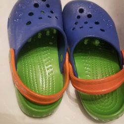 Crocs washed worn a few times Good Condition 