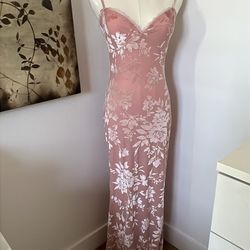 New! Pink velvet dress
