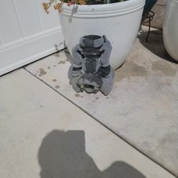 goofy plant holder