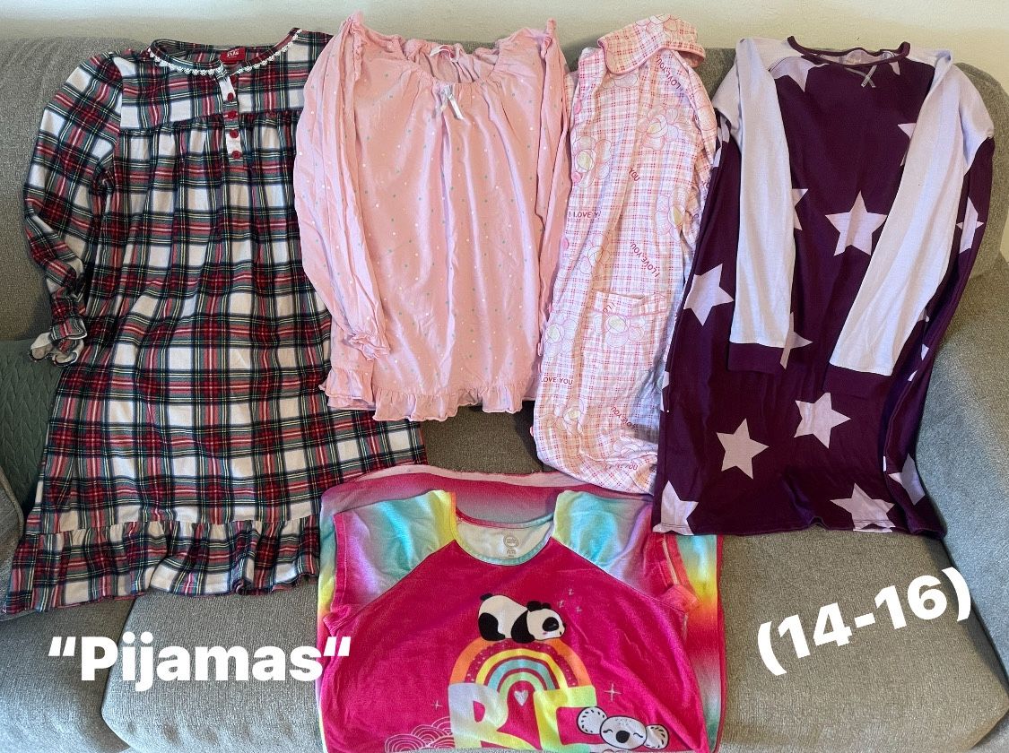 Pijamas De Niña =TALLAS EN LA FOTO=