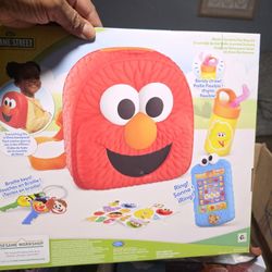 Elmo Car And Backpack