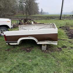 86 F250 Bed 