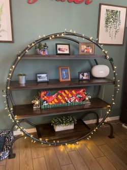 Wood/metal bookshelf