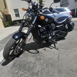 2015 HARLEY DAVIDSON 750 street
