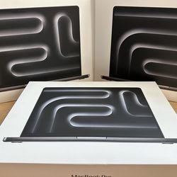 RARE CUSTOM ORDER New sealed Apple MacBook Pro 14” M2 pro 12/19 32GB ram MASSIVE 8TB