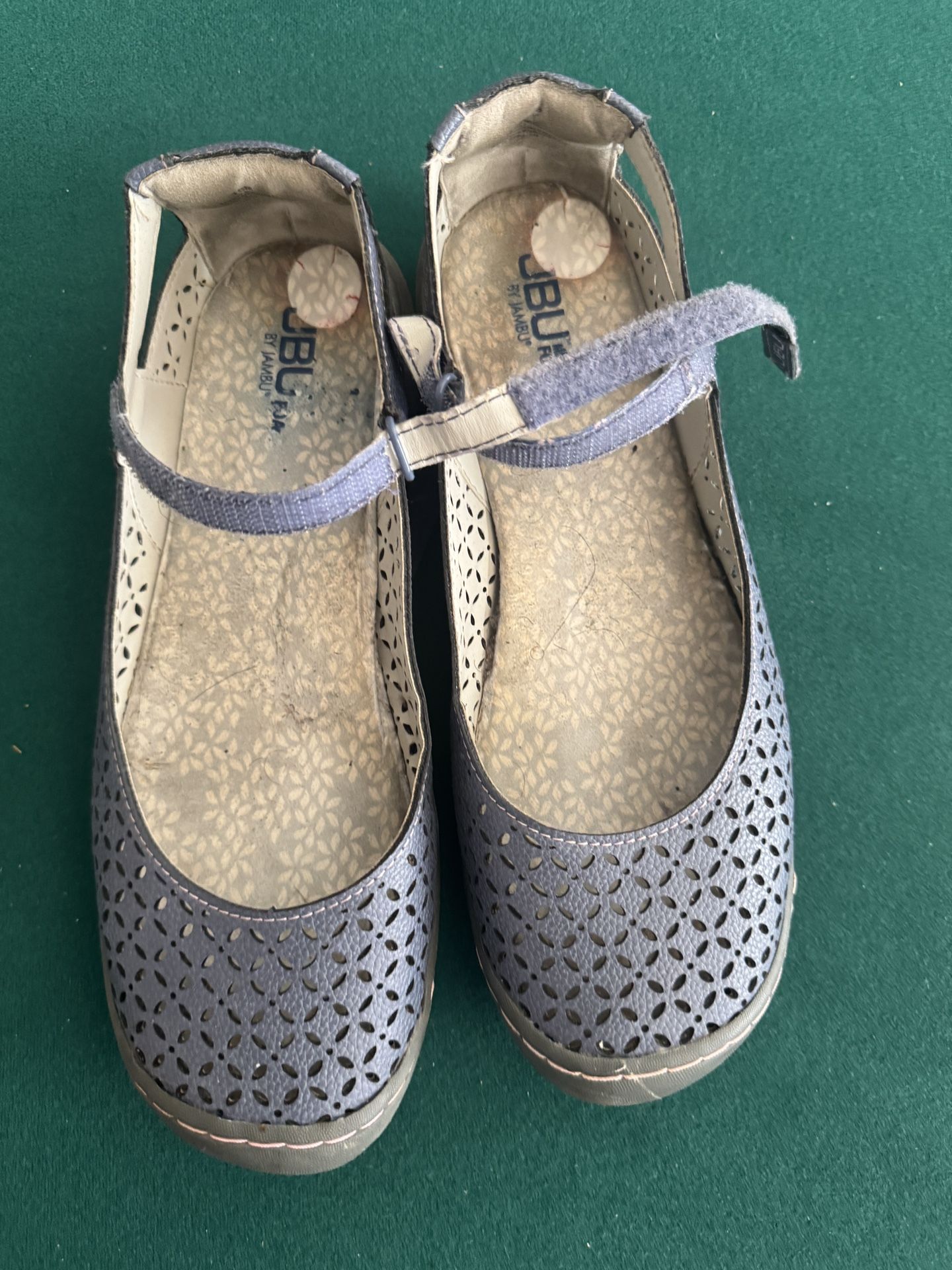 JBU by Jambu Mary Jane Memory Foam Flats Gray Cutout Shoes Women’s Size 10 Comfort Casual