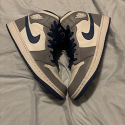 Air Jordan 1 Mid “Wolf Grey/Game Royal” – Size 9.5 – Great Condition!