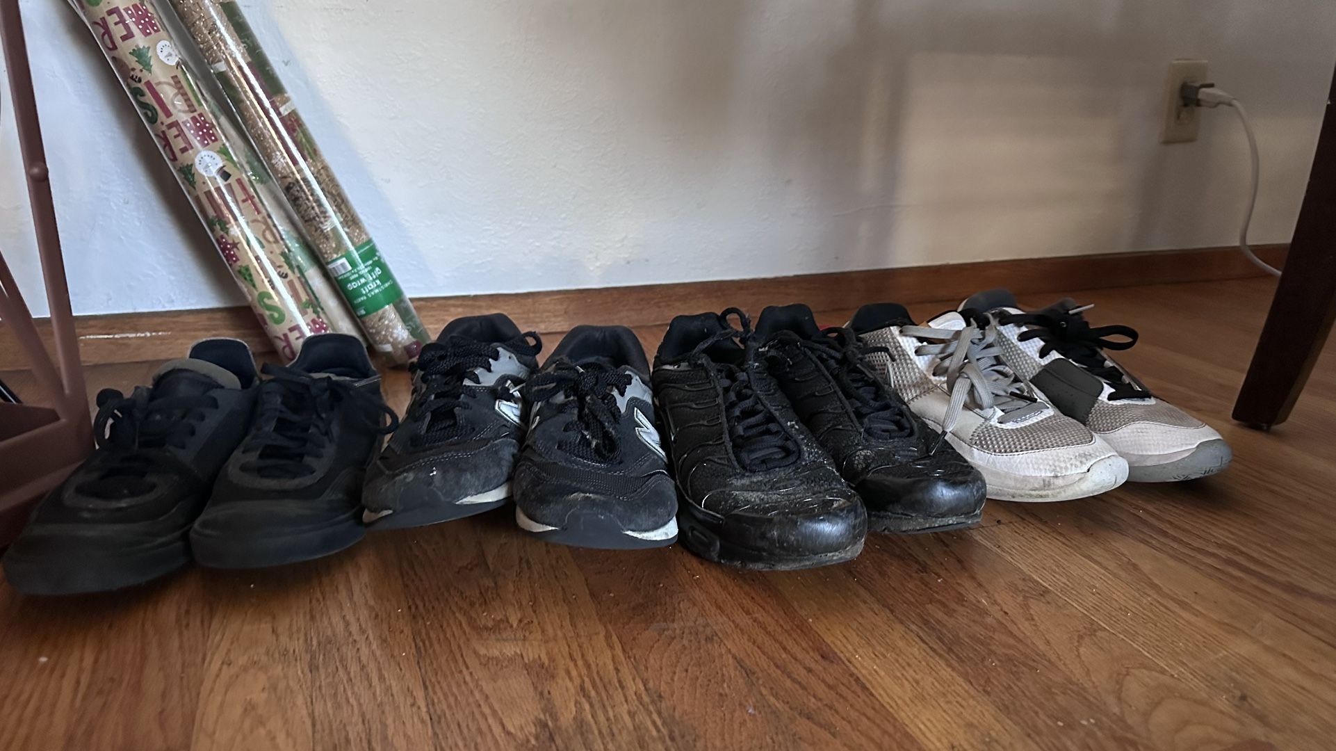 Selling All Shoes For Ten Dollars 8.5 All Shoes