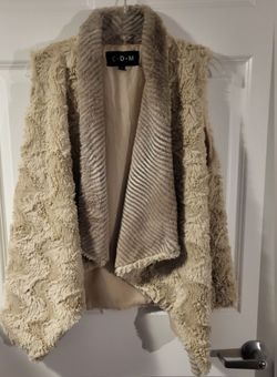 C+D+M ladies sleeveless vest size large