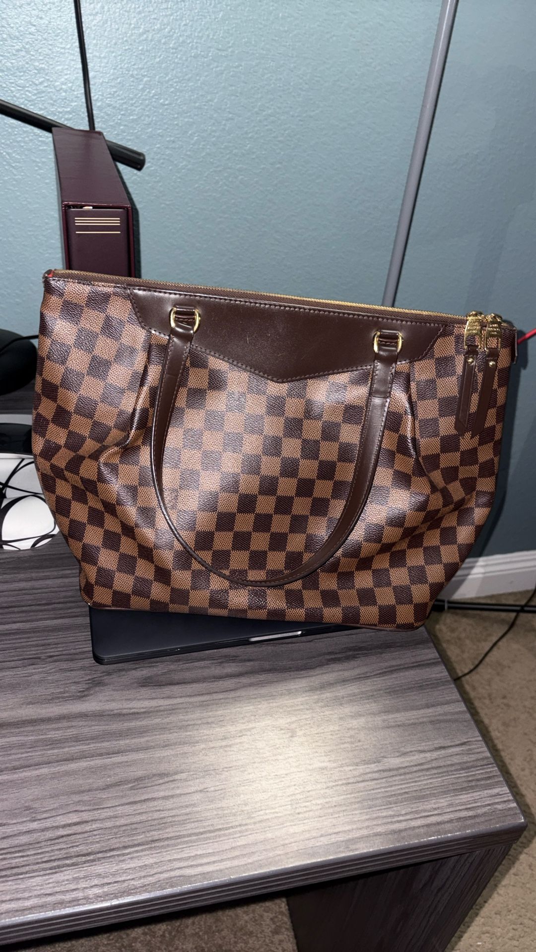 Louis Vuitton monogram Purse
