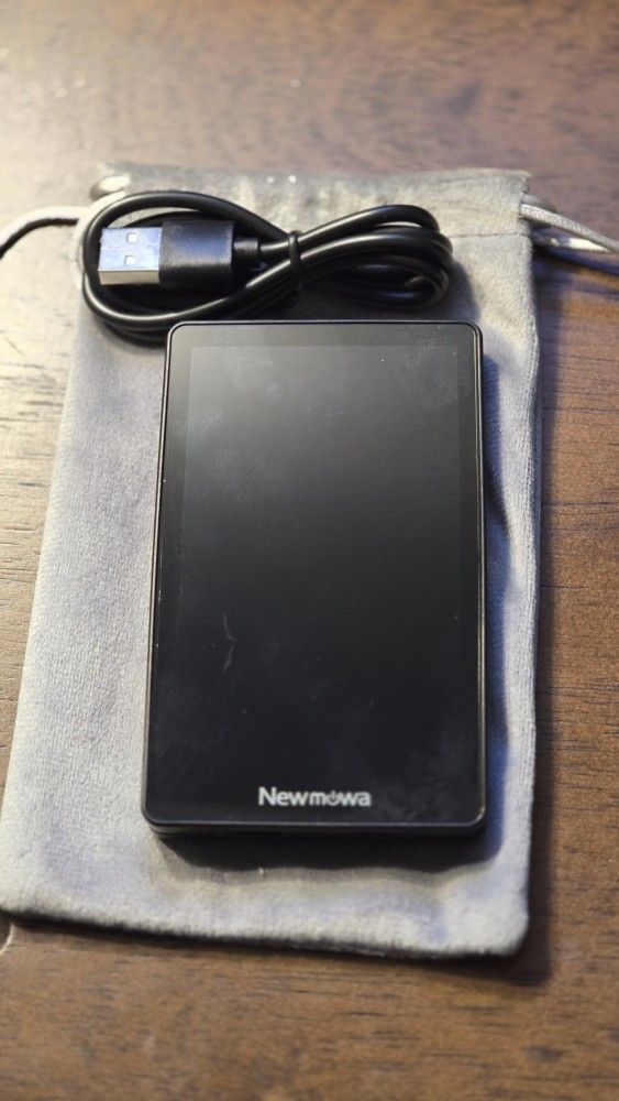 Newmowa Selfie Monitor screen mag safe
