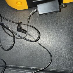 Battery Jumper With USB Port And Flashlight 