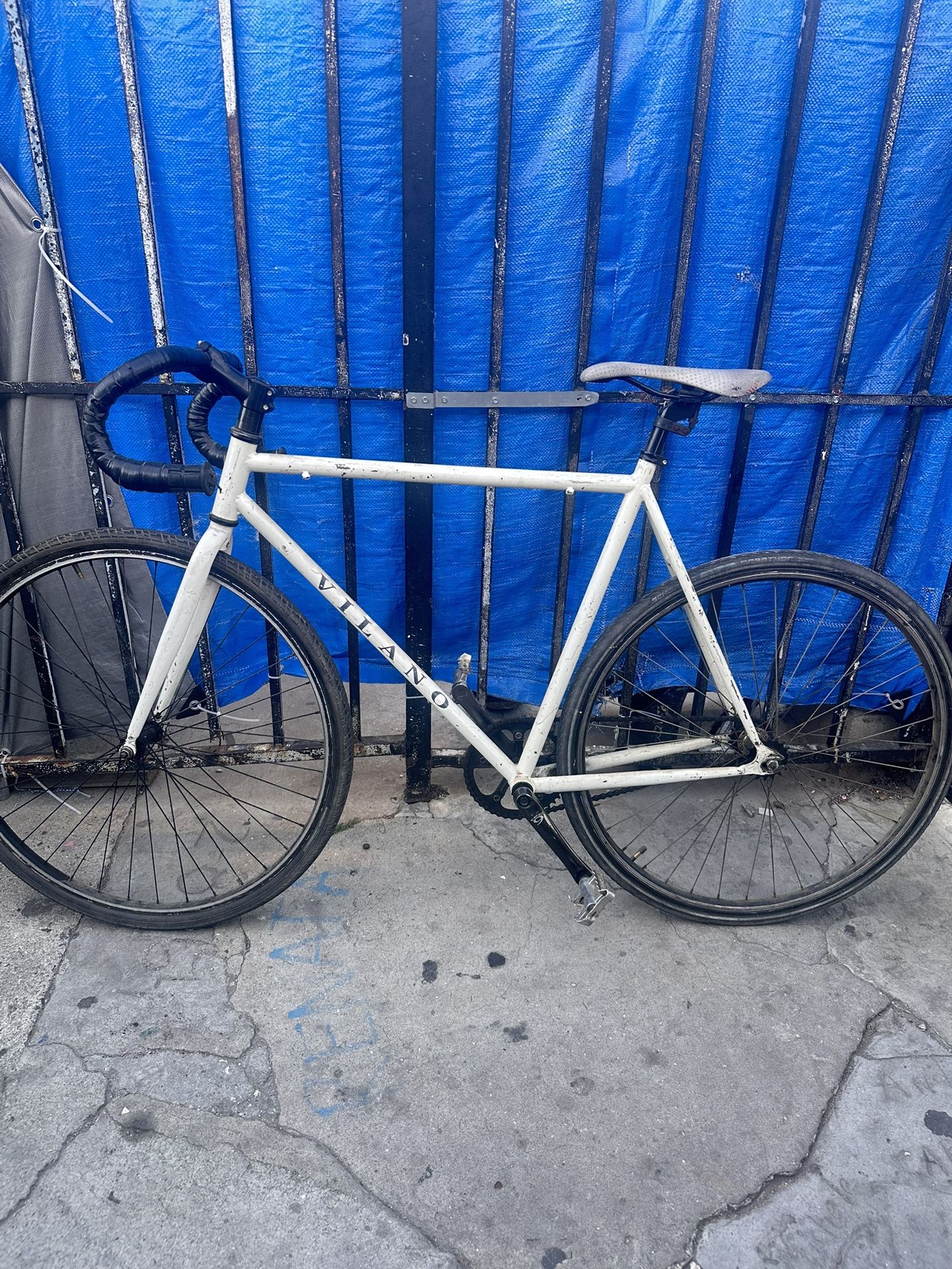TRACK BIKE