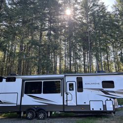 2020 Keystone Avalanche