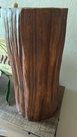Tree trunk accent piece