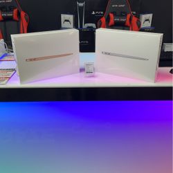 2020 MacBook Air  256GB 