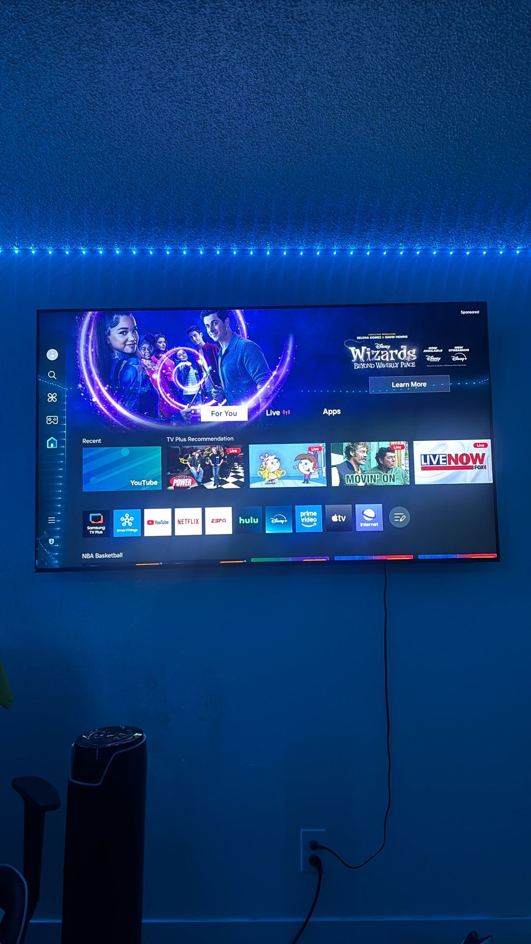 70” Samsung Crystal UHD TV