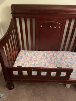 Kids Crib With Mattress