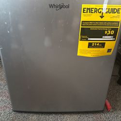 Whirlpool Refrigerator & Mini Freezer 