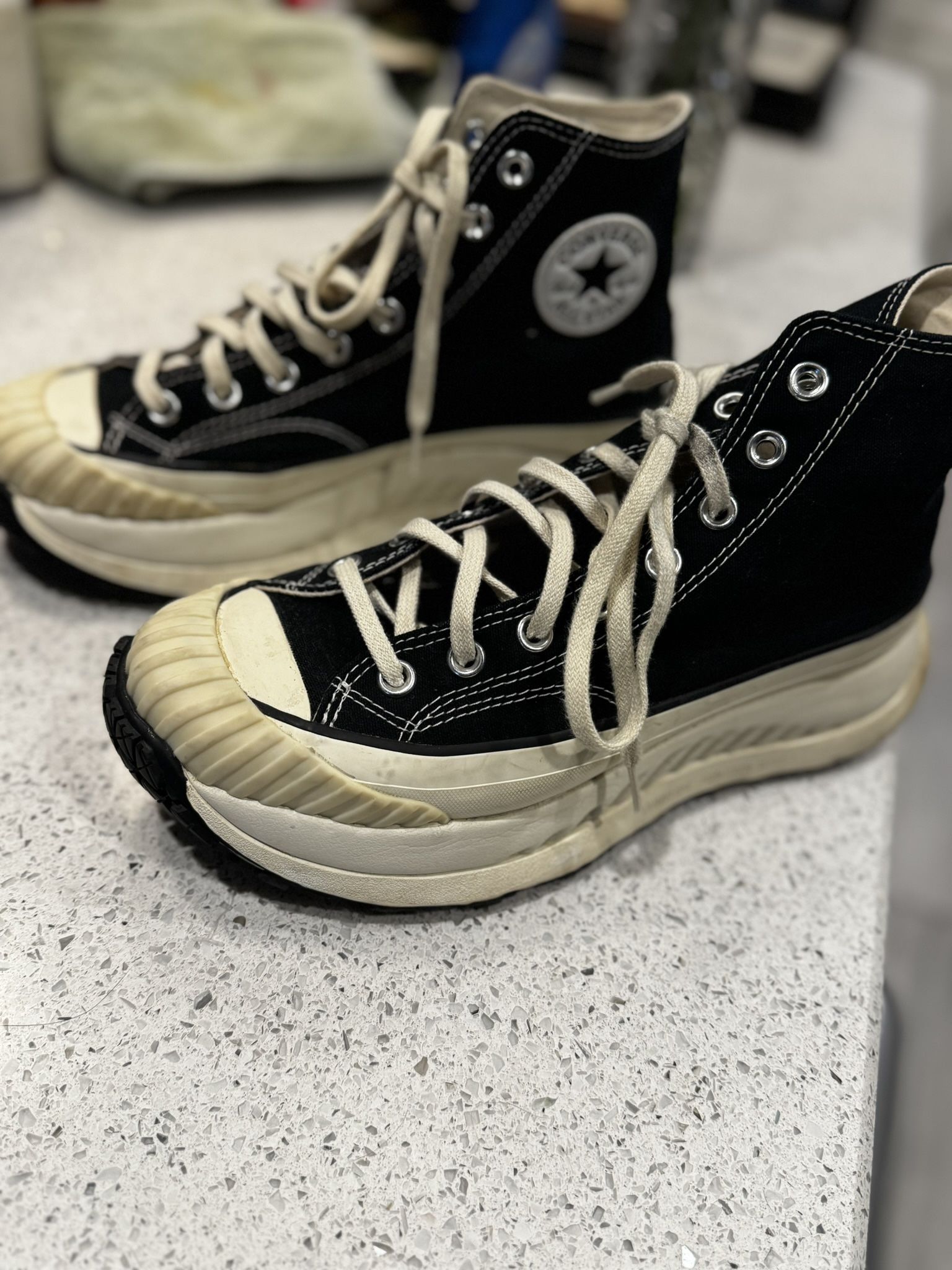 Converse mens size 8.5 Chuck 70 AT-CX  High Top Black Sneaker