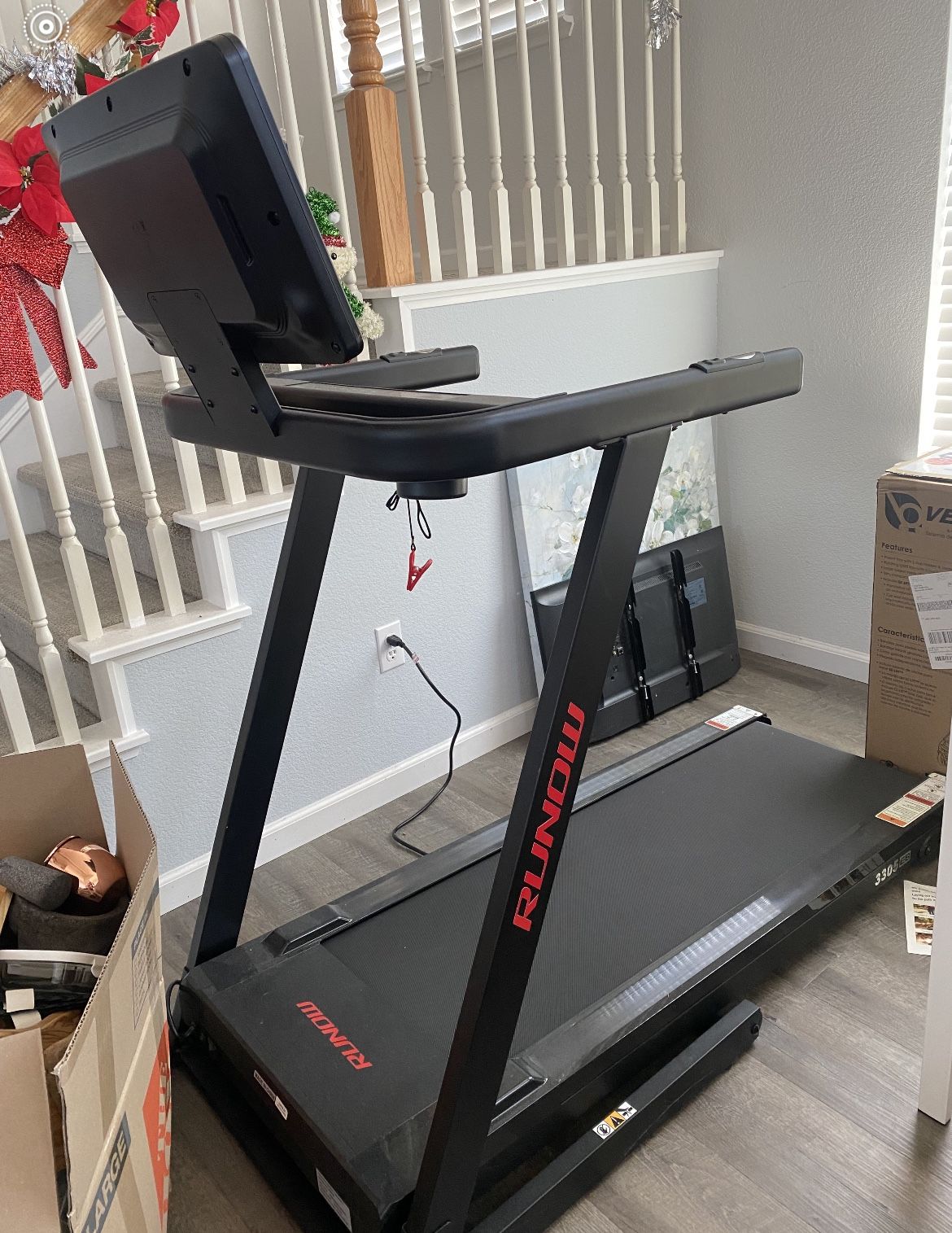Treadmill with Incline