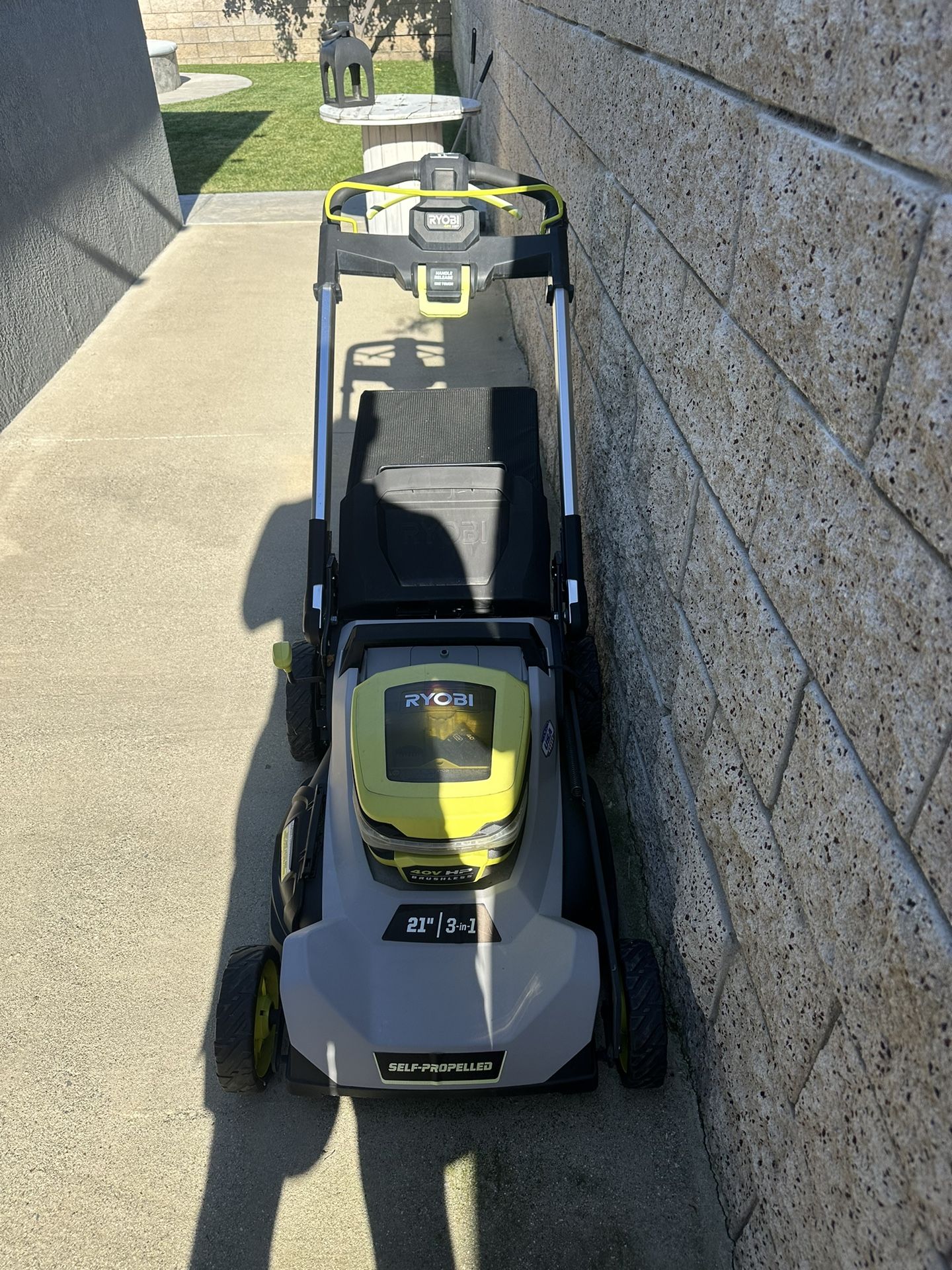 Lawn Mower With Battery And Charger