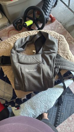Ergobaby baby carrier